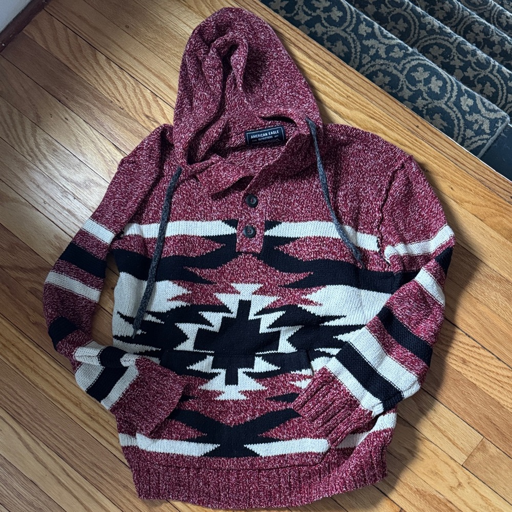 American Eagle Outfitters Maroon and Cream Patterned Men's Hoodie Sweater